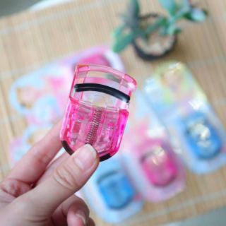 Bấm mi cong đẹp nhật bản