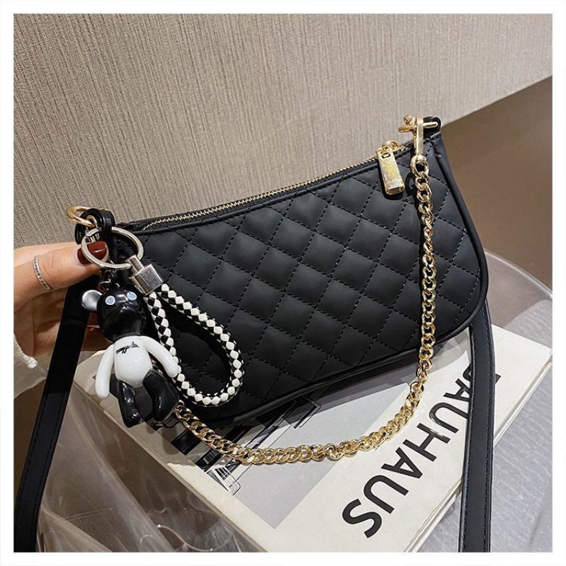 Túi Kẹp Nách ,Túi Xách Nữ Đeo Chéo Dây Xích Tặng Kèm Gấu