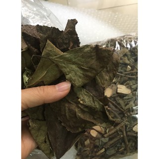 CÂY XẠ ĐEN - 1KG