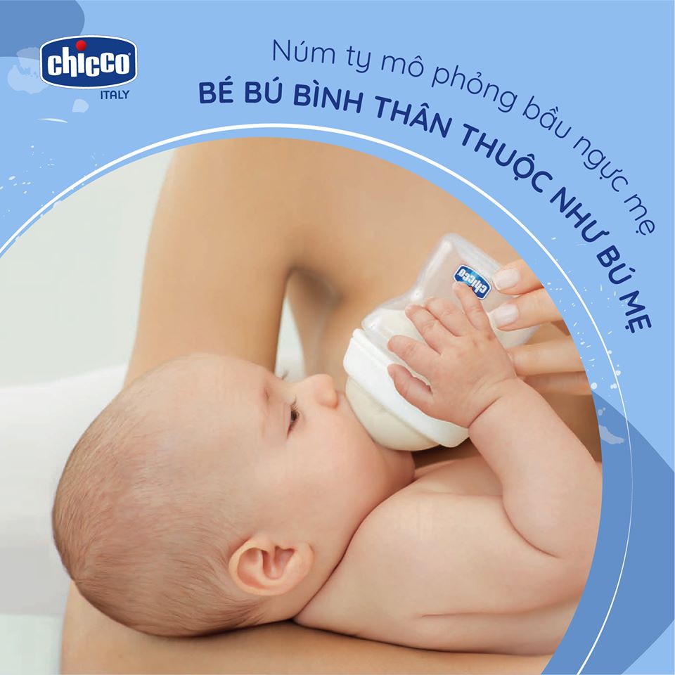 Bình sữa núm nghiêng Pisa Chicco Natural Feeling Ý