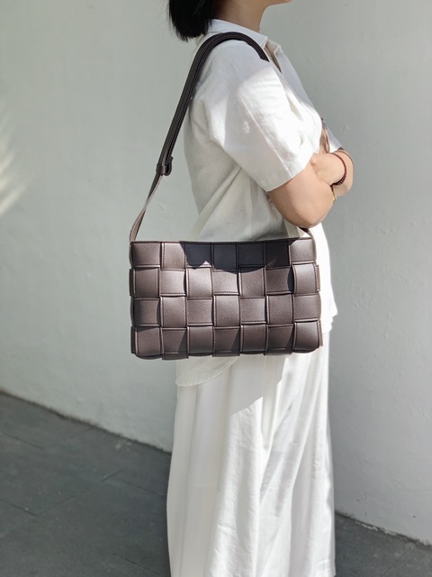 Túi da KHÂU BY CQ đan sợi đeo chéo Weave (size lớn)