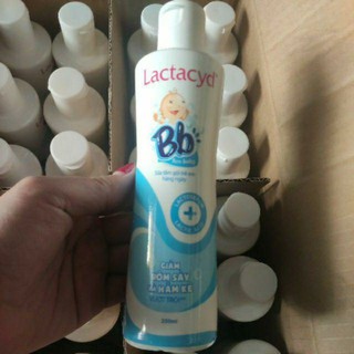 Sữa tắm gội trẻ em Lactacyd BB (Chai 250ml)