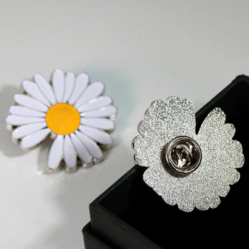 G-Dragon Design Cute Metal Badge White Daisy Flower Spring Enamel Lapel Pin Brooches