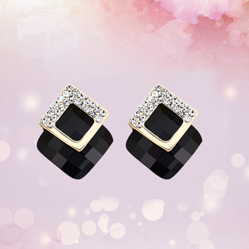 Đôi bông tai hợp kim hình thoi đính đá thời trang cho nữ