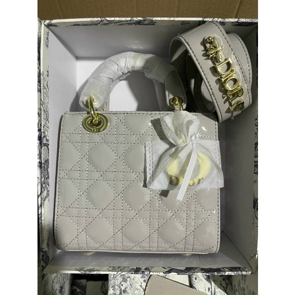 Túi chữ Đ vân 5 ô da bóng size 20 full hộp hàng QC cao cấp