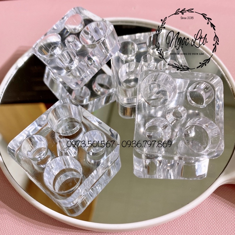 Đế mica 4 ô đựng mực phun xăm