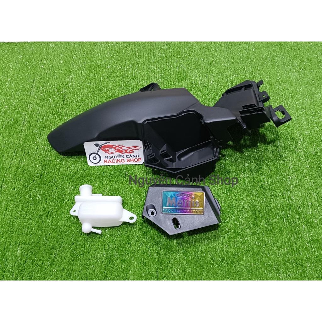 Dè chắn bùn xe vario có tem titan