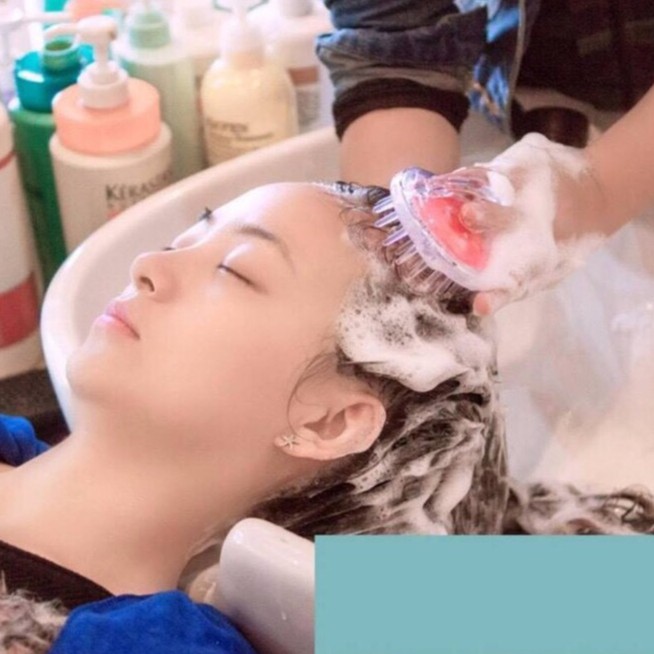 Lược gội đầu RẺ VÔ ĐỊCH massage đầu thư giản ,tẩy tế bào khi gội đầu.