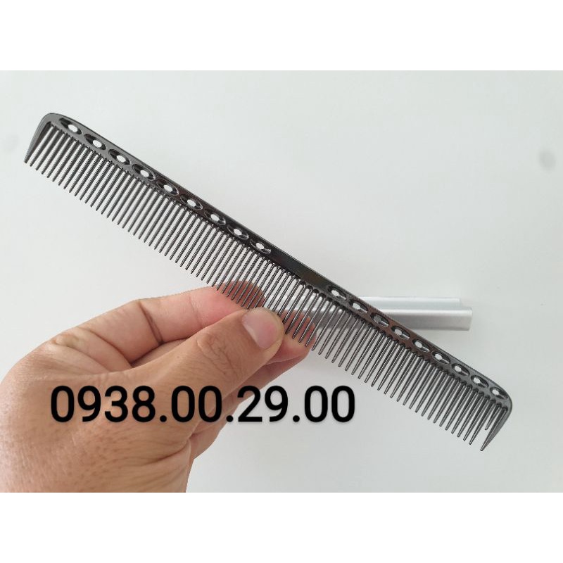 Lược Nhôm Cắt Tóc Nam Nữ Loại Tốt, Lược Nhôm Cao Cấp Chải Bám Tóc Mẫu Mới 18cm Và 21cm.
