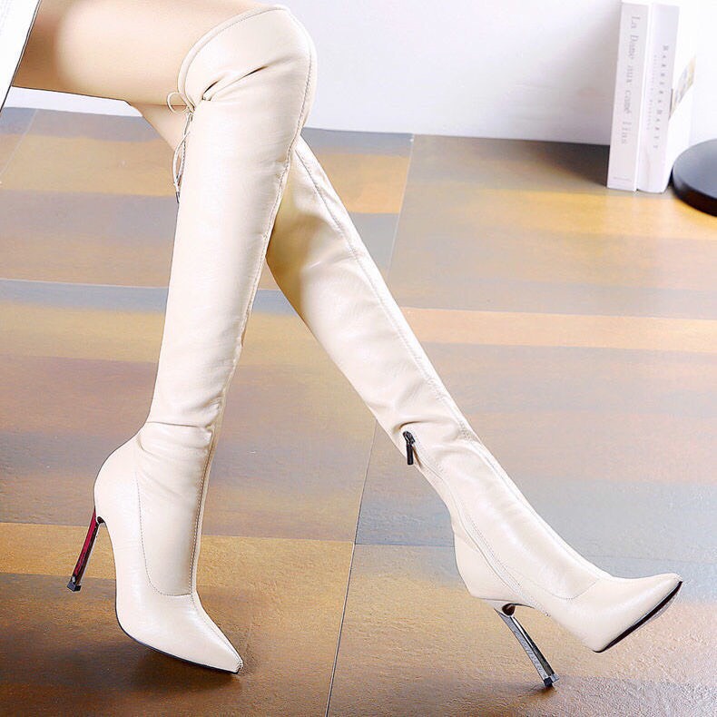 Boot Đùi Da Lì Mềm Qua Gối Cao Cấp Lót Nỉ Gót Nhọn Đính Đá 9cm Hai Màu Đen Và Trắng Kem Mã P56 Shop Phương Nhi