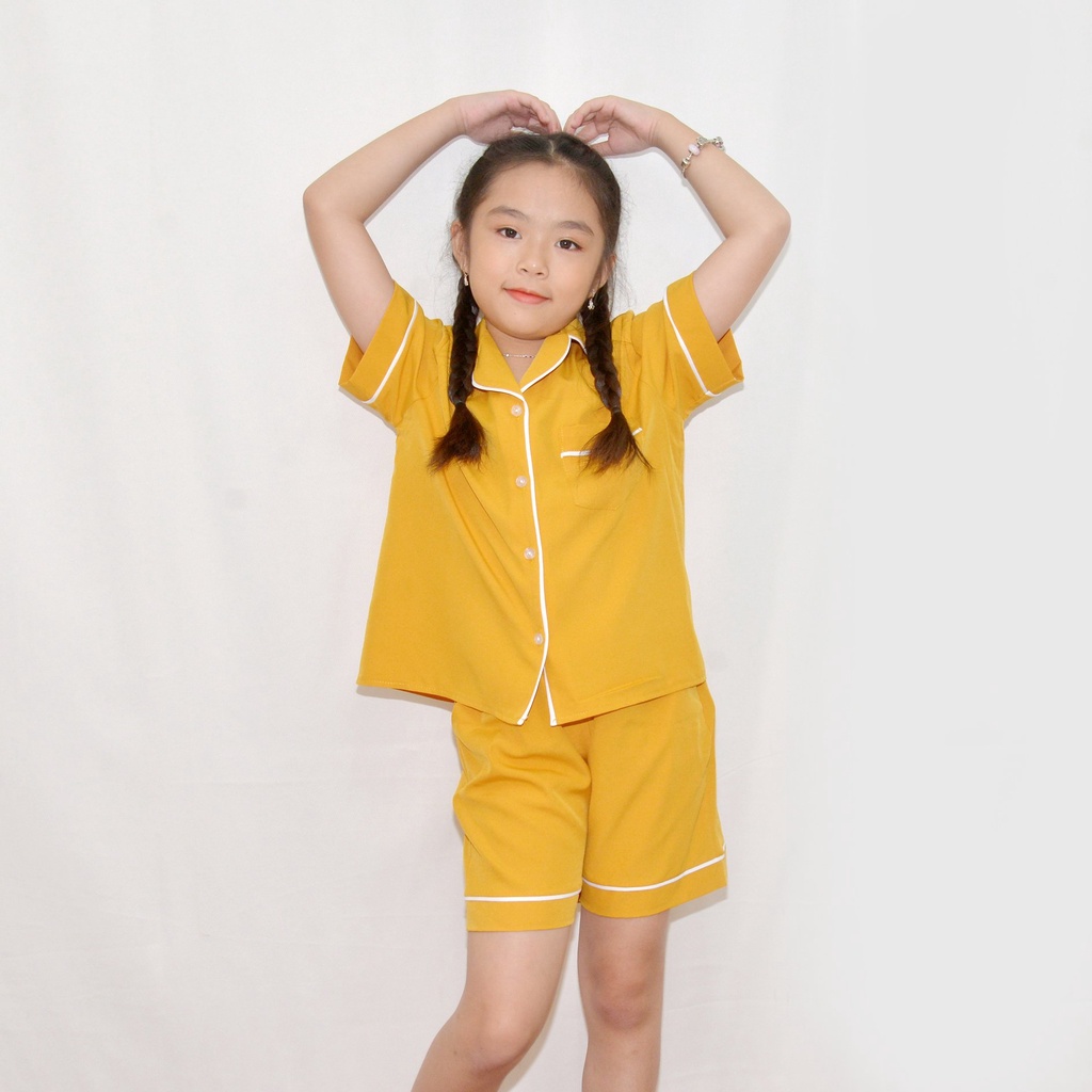 Bộ đồ ngủ pijama bé gáÍ MÀU VÀNG KẸP TRẮNG - Vải lụa mềm mại, màu sắc tươi mới, mang lại cho bé cảm giác cực kỳ dễ chịu