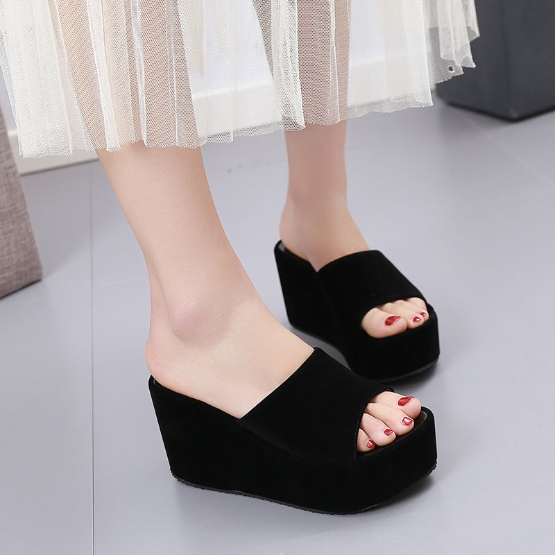 ✈▣all-match black slippers women s summer fashion wedge with platform sole waterproof flip-flops Korean style sandals and for external wear