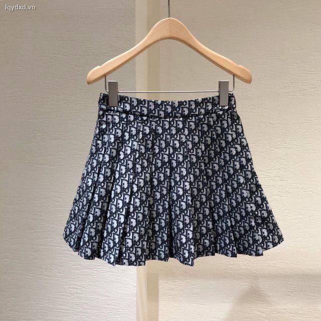 Chân váy chữ A lưng cao sành điệu cho nữ