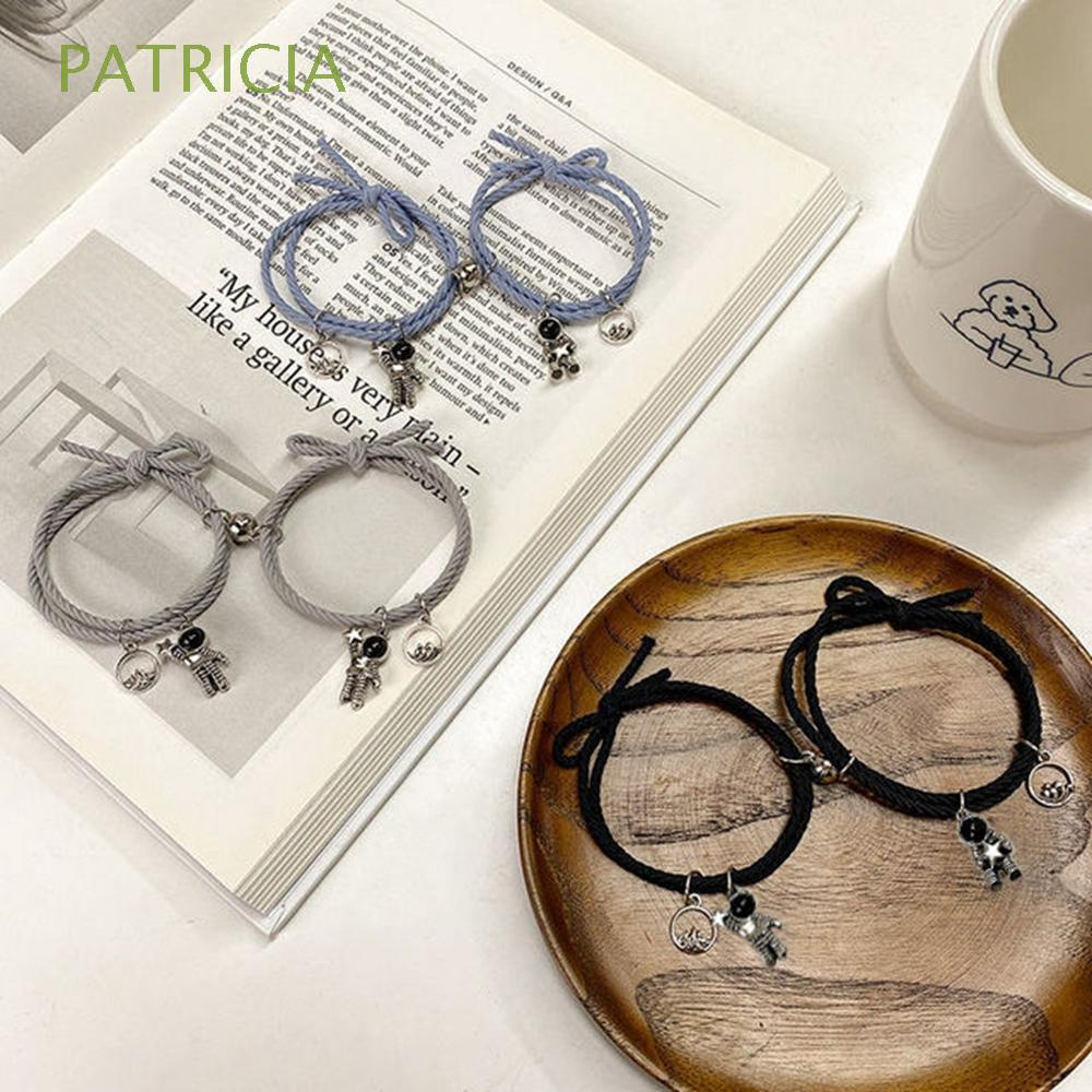 Set 2 dây đeo tay nam châm mặt phi hành gia cho cặp đôi