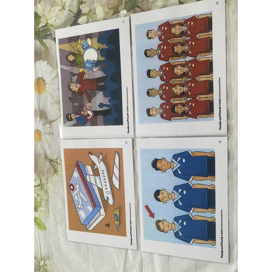 FLASHCARDS FAMILY AND FRIENDS 4 - phiên bản 2nd- 138 thẻ ép plastics