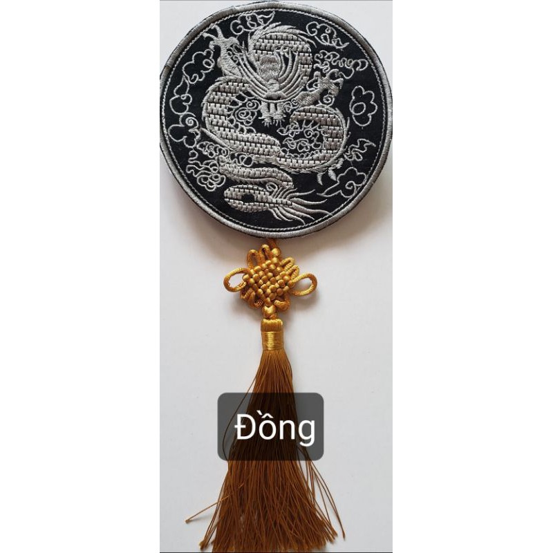 Hình thêu họa tiết cổ trang