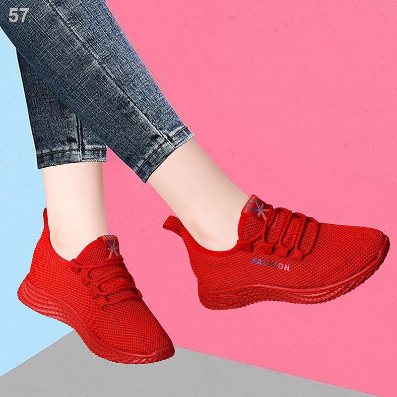 Giày lưới của phụ nữ bề mặt thoáng khí không trơn trượt thể thao đế mềm mùa hè 2021 mới bay dệt thoi chạy màu đỏD