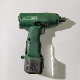 Máy bắn vít Hitachi 9.6V