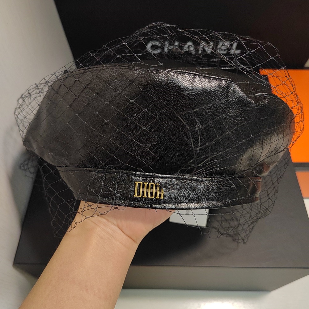 Mũ Beret Màu Đen Phối Ren Thời Trang Cho Nữ