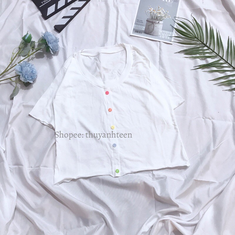 Áo Croptop Ulzzang trơn body cuốn biên đính cúc màu