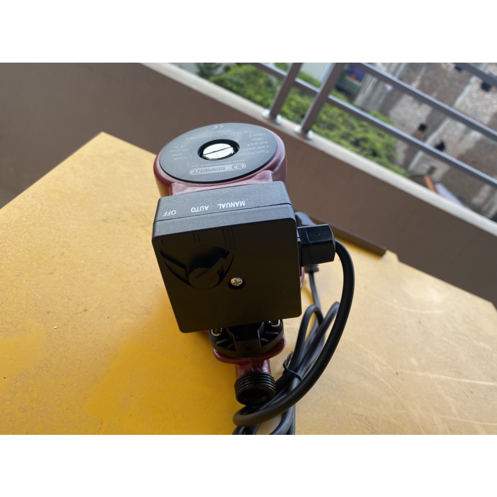 Bơm tăng áp nước nóng, nước lạnh 100W siêu êm Eminent Thái Lan