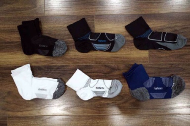 V026 - Tất (vớ) Feetures Socks