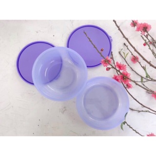 Hộp đựng thức ăn Tupperware dùng bảo quản thực phẩm