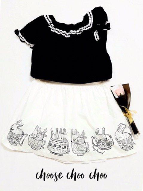 Áo bẹt vai dáng dài