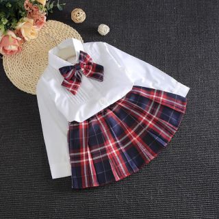 Váy cho bé gái xả hết từ 20k