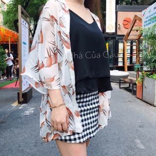 [ẢNH GẤU CHỤP] Khoác kimono đi biển birdy