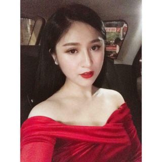 Đầm nhung zara