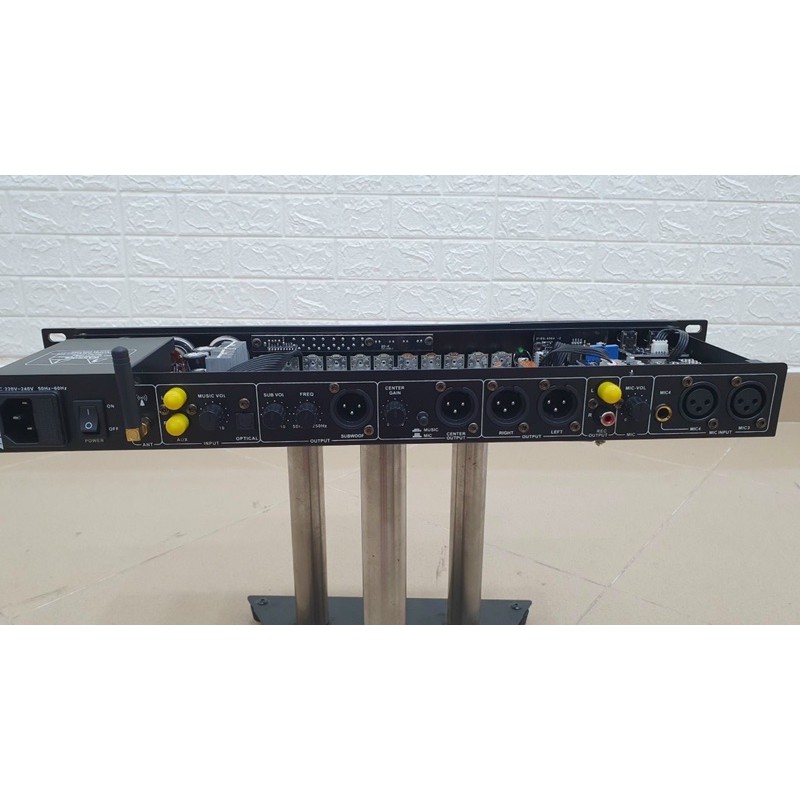 Vang cơ chống hú Nanomax V-1100