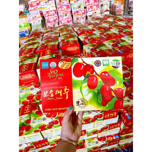 (Thanh lý)Táo đỏ hàn quốc loại 1 ( tặng kèm túi)