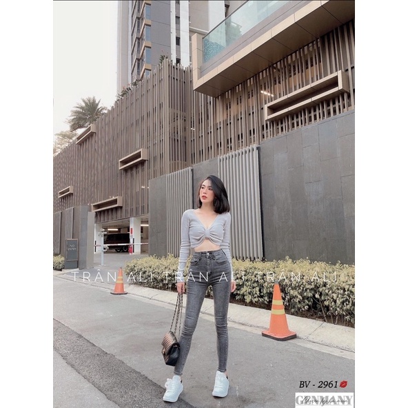 Quần bò ôm chất siêu đẹp. Size S M L