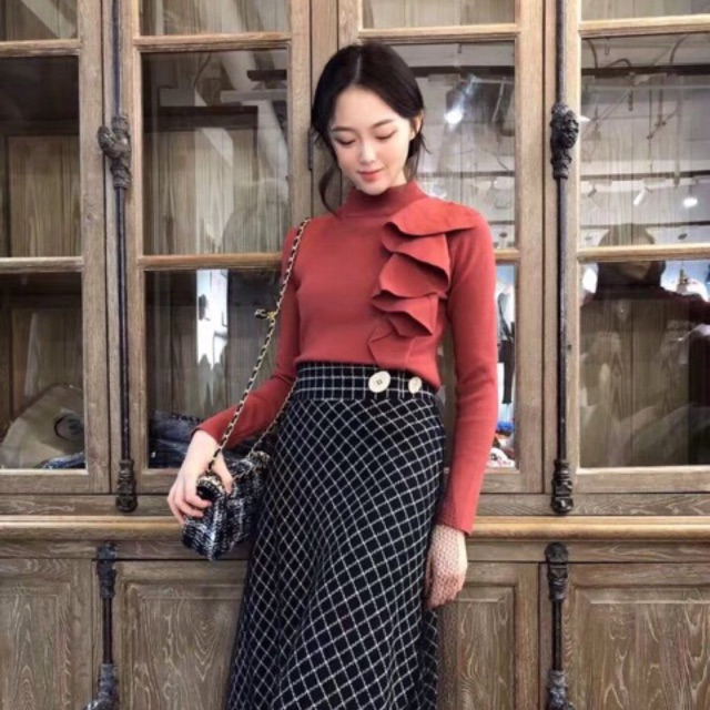 Áo len bèo lệch