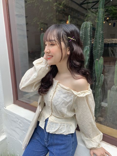 Áo croptop ren thắt eo cực đáng yêu cho các bạn nữ