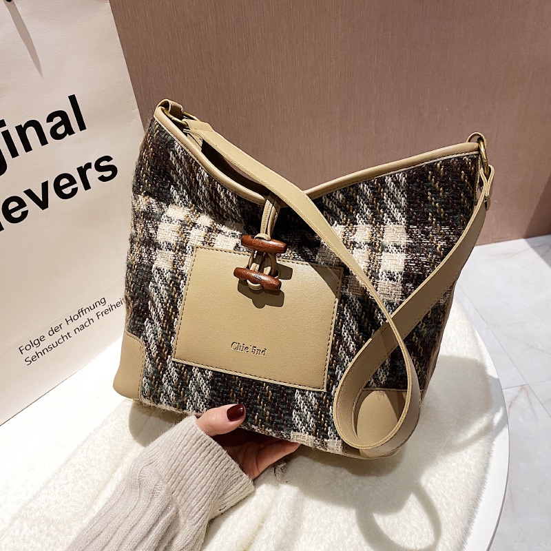 Túi Đeo Vai Cỡ Lớn Thời Trang Dành Cho Nữ