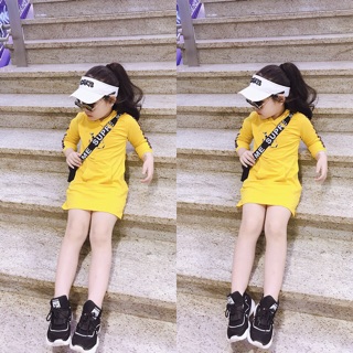 Vay the thao be gái