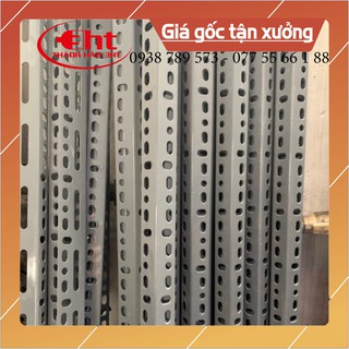 Thanh sắt v lỗ 30x50 - DAI 1M