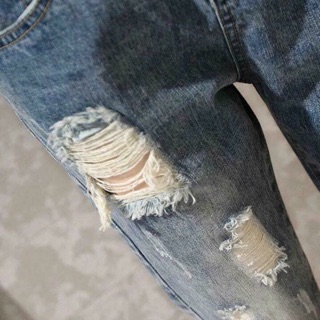 Quần jeans rách