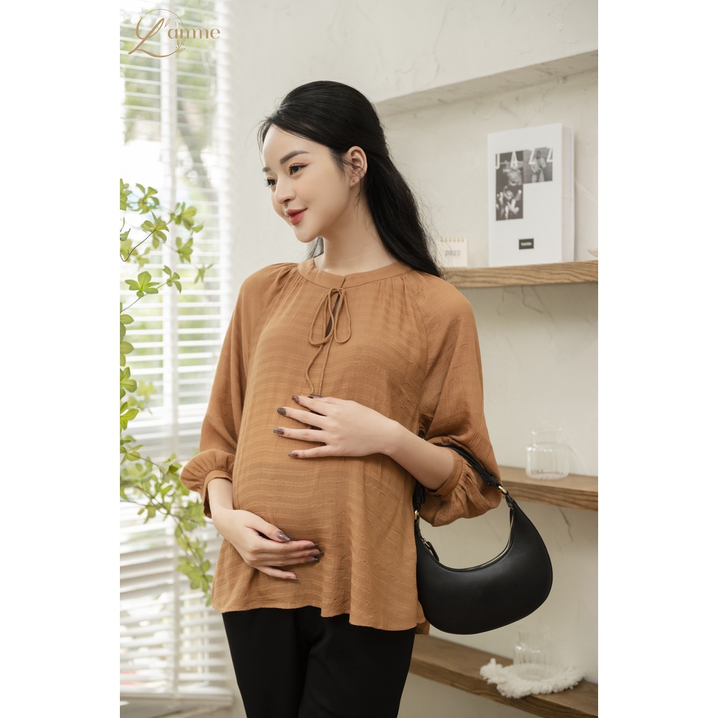 Áo bầu Lyna Shirt chất tơ mềm, có nơ buộc cổ, dáng áo gọn gàng thích hợp mặc đi làm By LAMME