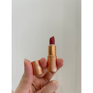Son Charlotte Tilbury màu Walk of no shame