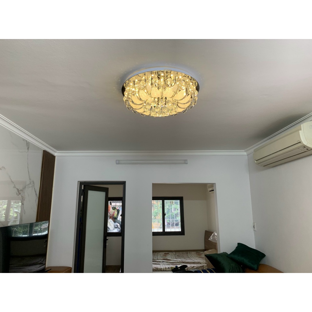 Đèn Ốp Trần Phòng Khách Pha Lê Tròn THỦ ĐÔ LIGHTING Sử Dụng Hoàn Toàn Pha Lê Trắng Được Mài Dũa Tỉ Mỉ Tinh Tế 50174-600