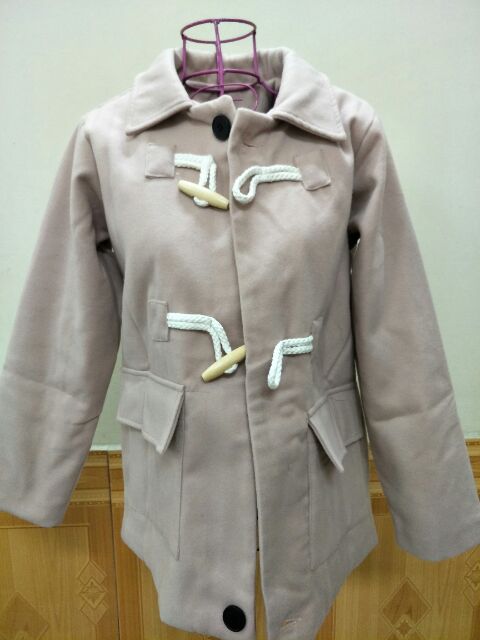 Áo dạ nút gỗ QC xinh