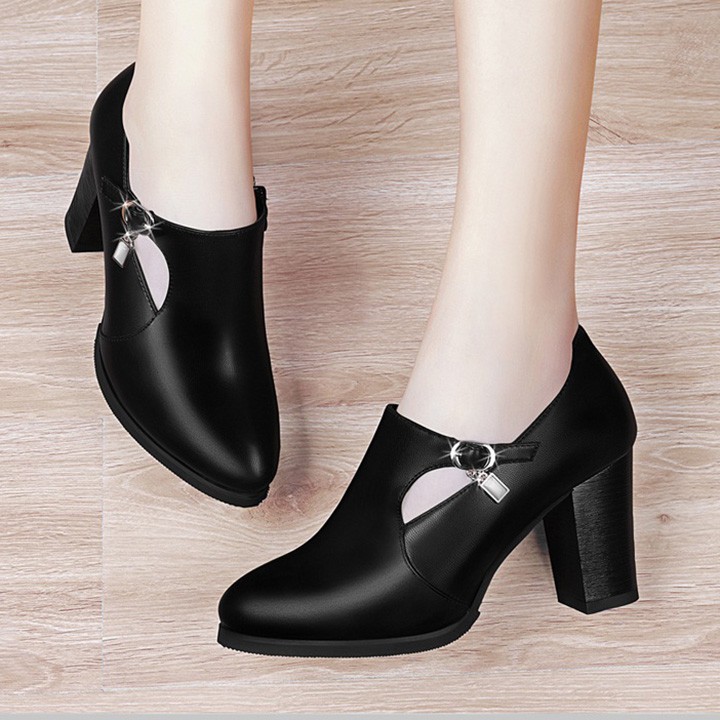 Giày boot nữ khoét hình bán nguyệt - Giày boot cao gót 7cm - Giày nữ da mềm - Bốt nữ thời trang - Linus LN1682