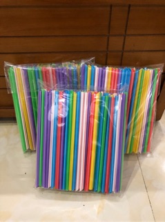Ống hút nhựa đủ màu