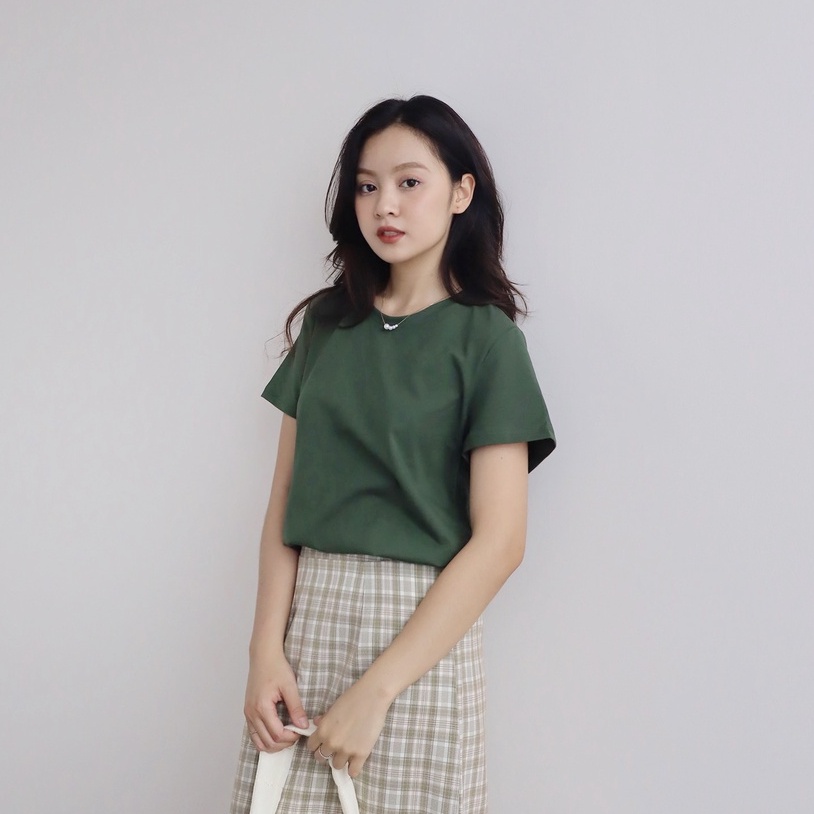 Áo phông nữ trơn Regular Baby Tee form vừa, chất premium cotton cao cấp co dãn - by ufo.thebasic