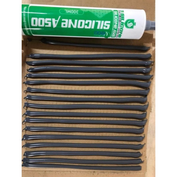 Keo silicone thi công nhôm kính