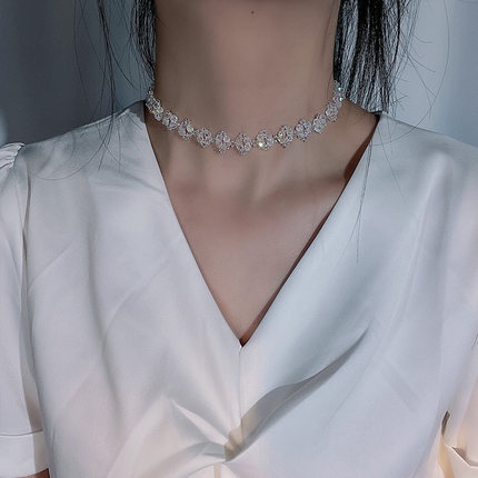 Mới Vòng cổ Mặt Đính Đá Sang Trọng Cho Nữ