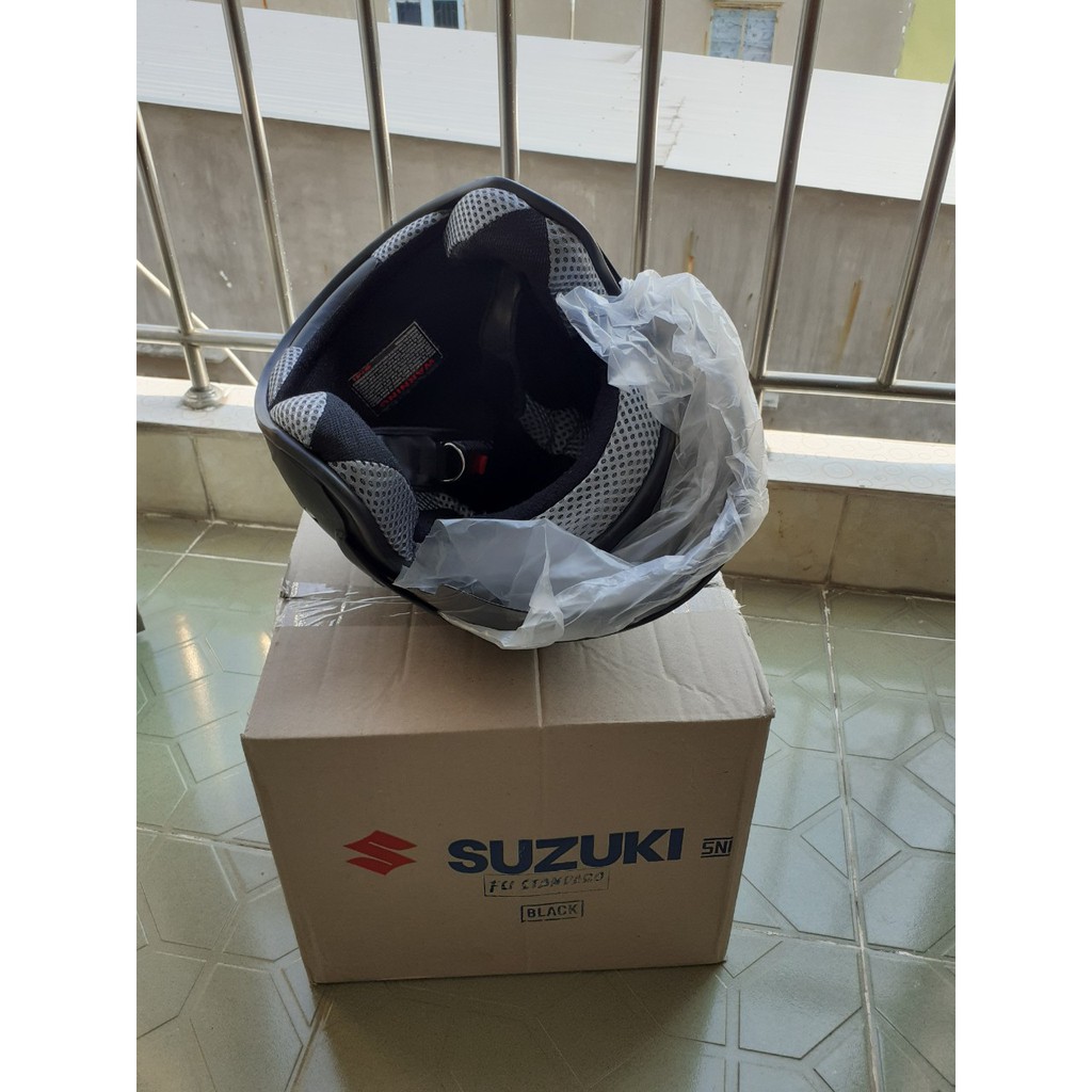 Nón bảo hiểm Suzuki đen nhám Indonesia